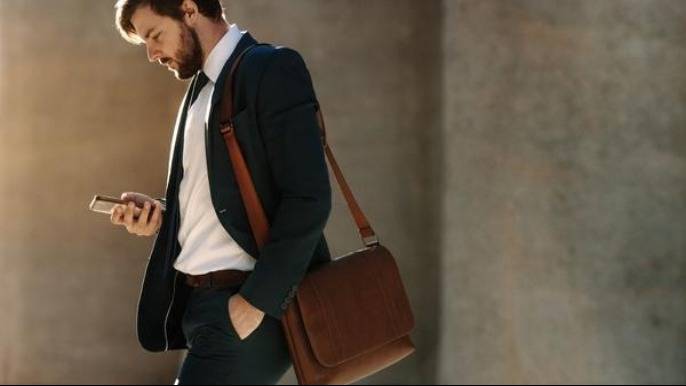 The “Man Purse” - Style Statement Or Fashion F-Up?