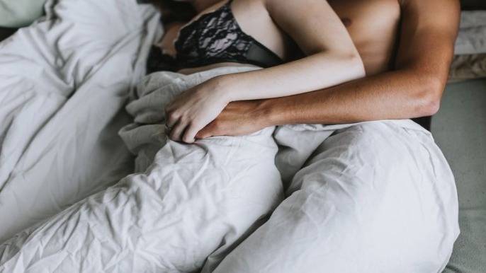 Why Spooning Is the Ultimate Relationship Hack