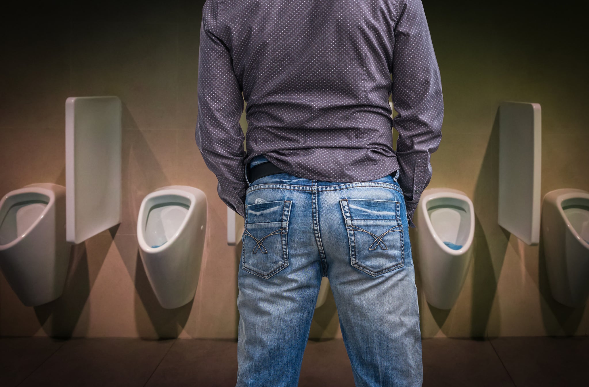 Here’s Why Alcohol Makes You Pee